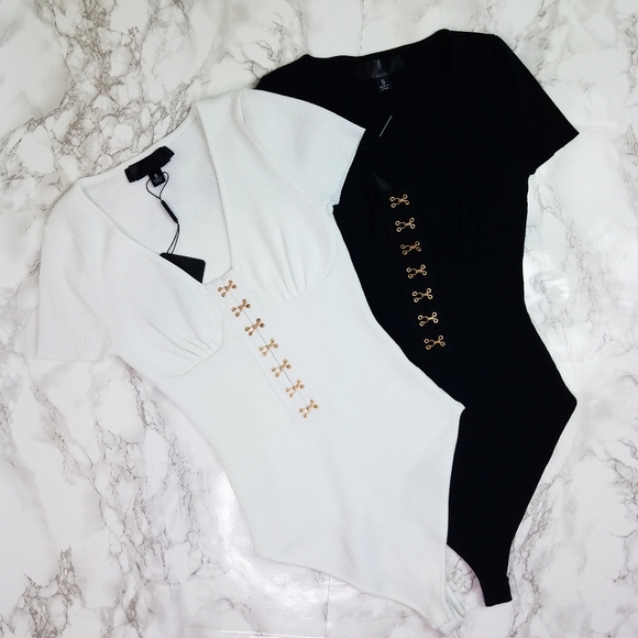 Black ribbed short sleeve bodysuit - Picture 8 of 8